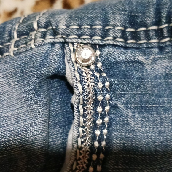 Xhilaration low rise blue jean Bermuda shorts with back pockets Sz 3 juniors - Picture 5 of 10